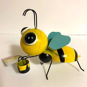 Garden Bee Metal